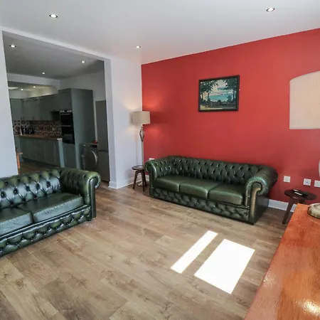 Number 33 Holiday home *