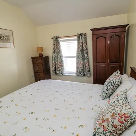 Number 33 * スカーバラ